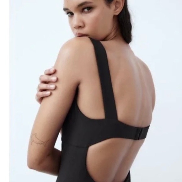 Black cut out jumpsuit XXL - Picture 8 of 12